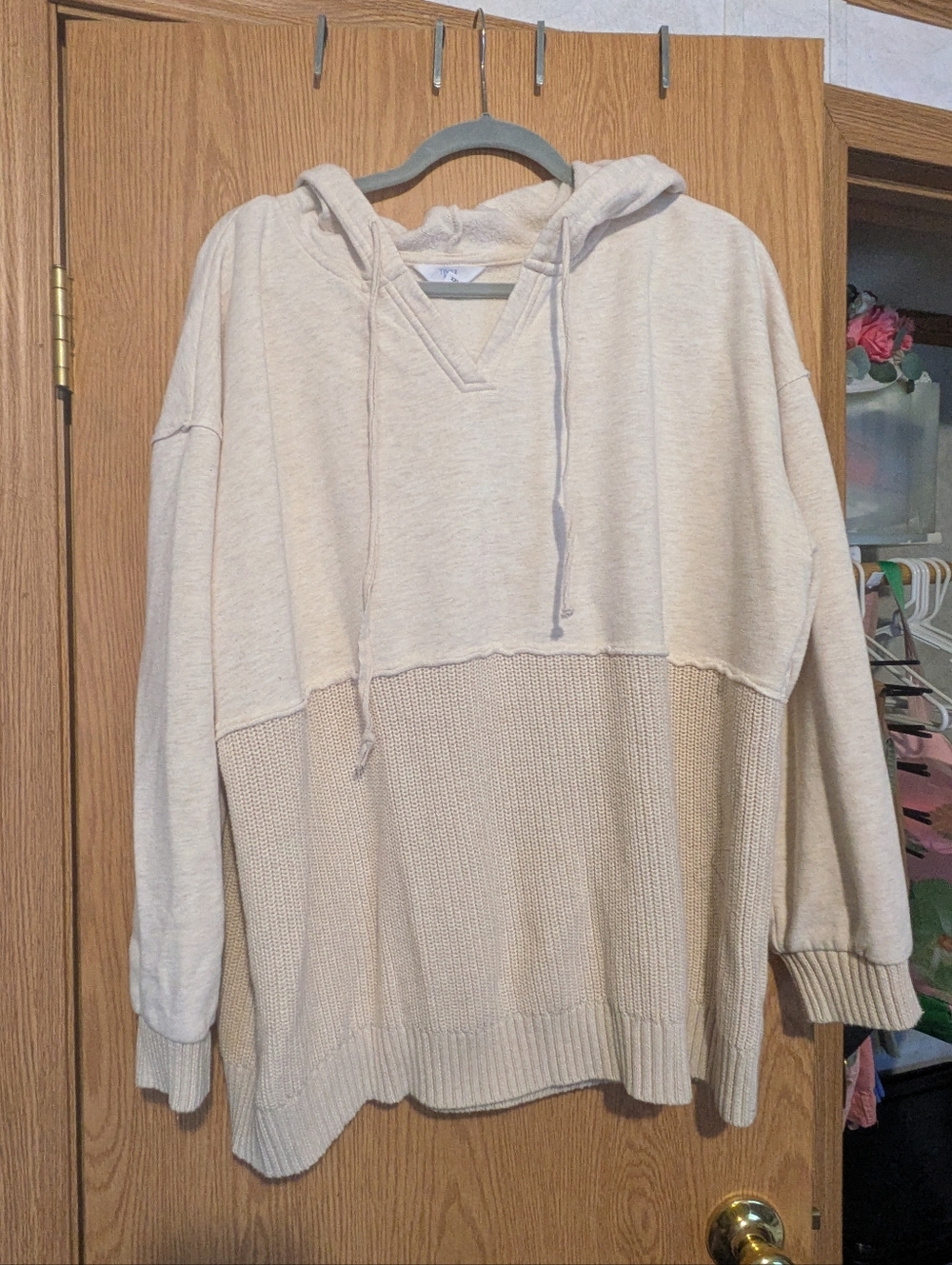 Time and Tru Cream Knit Pullover Hoodie